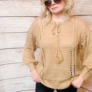Oversized Vintage sweater with eyelets